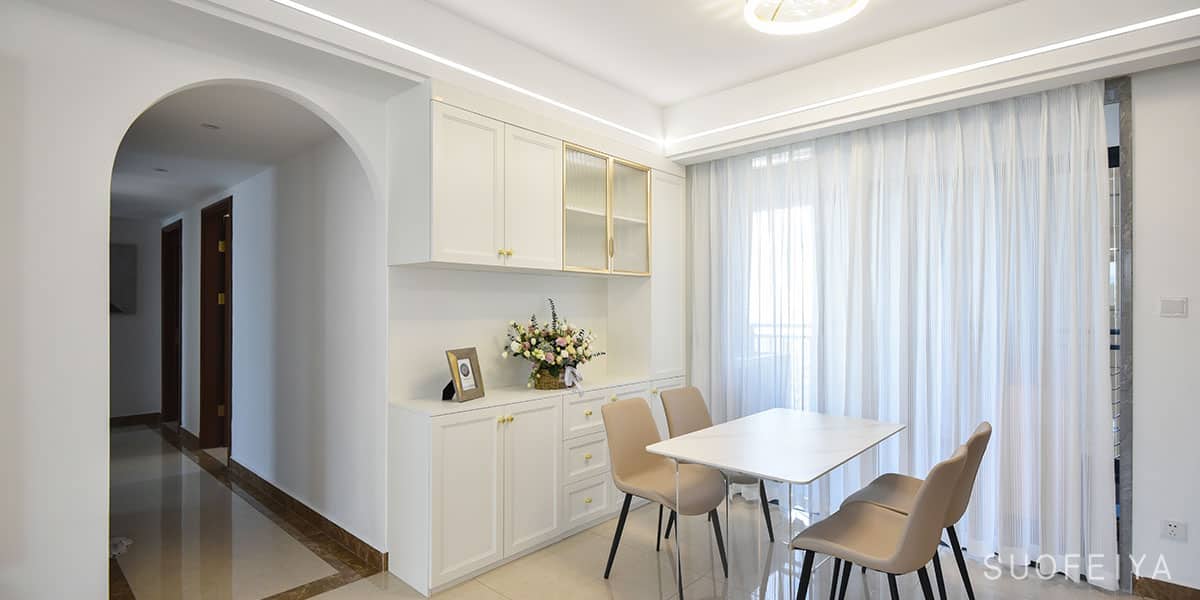 As soon as my friend walked in, she praised the 137m² light European-style house — frame 12