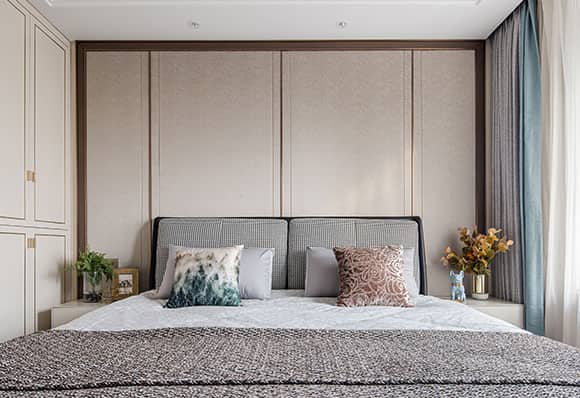 A 122 m² exquisite, practical, and well-designed three-bedroom condo with a modernized decoration genre — frame 10