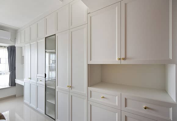 As soon as my friend walked in, she praised the 137m² light European-style house — frame 14