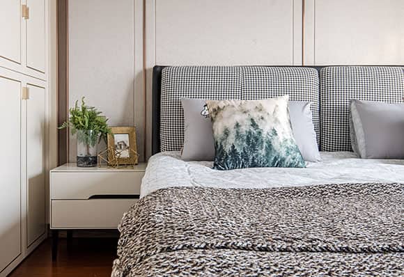 A 122 m² exquisite, practical, and well-designed three-bedroom condo with a modernized decoration genre — frame 11